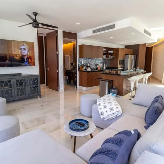 Marila 2 Br-by Blueplaya one block from the beach - Image 1